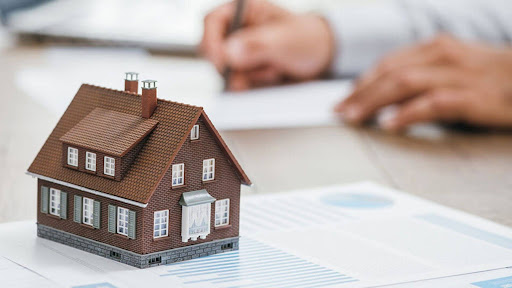 How to Handle Sibling Disagreements Over an Inherited Home?